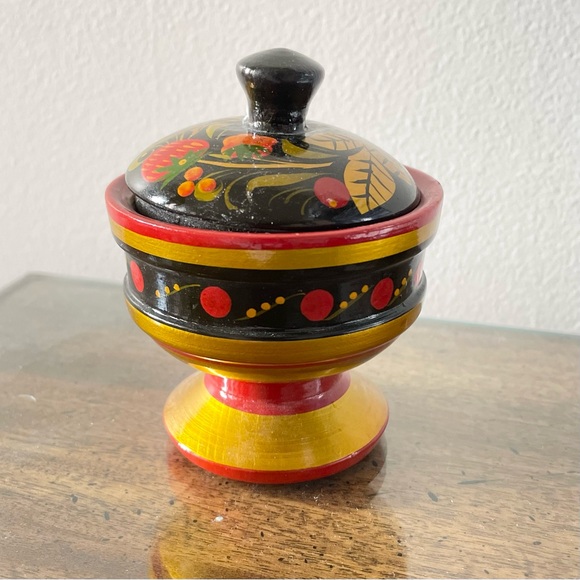 Vintage Small Russian Khokhloma Wooden Hand Painted Trinket Round Cup w Lid - Picture 10 of 13